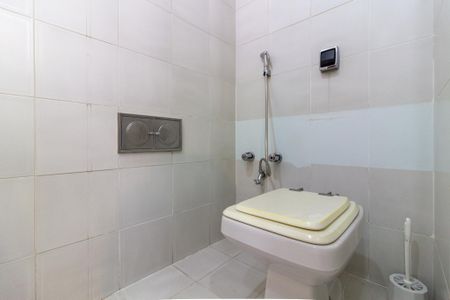 Apartamento à venda com 171m², 3 quartos e sem vagaBanheiro da Suíte