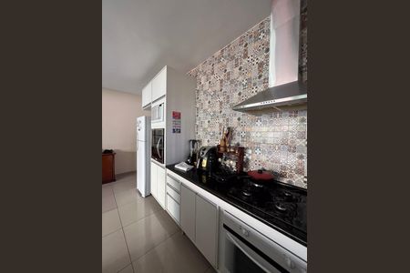 Casa para alugar com 300m², 5 quartos e 2 vagasCasa 2 - Cozinha