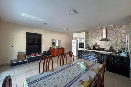 Casa para alugar com 300m², 5 quartos e 2 vagasCasa 2 - Sala/Cozinha