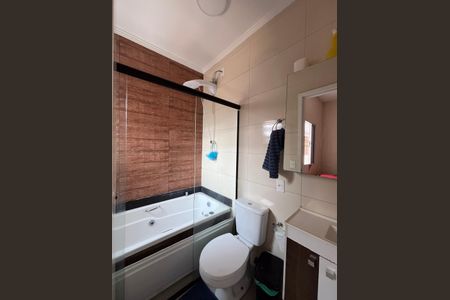 Casa para alugar com 300m², 5 quartos e 2 vagasCasa 2 - Banheiro da Suite 2