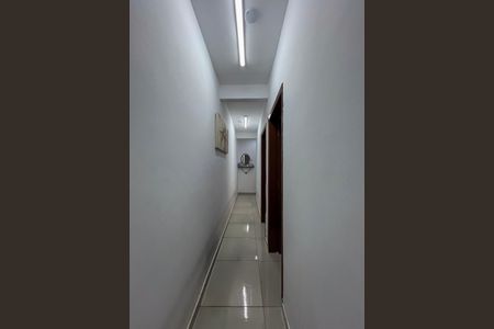 Casa para alugar com 300m², 5 quartos e 2 vagasCasa 1 - Corredor