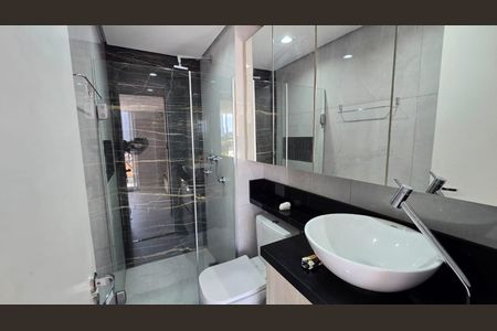 Banheiro de apartamento para alugar com 1 quarto, 38m² em Belenzinho, São Paulo