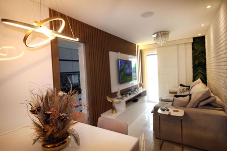 Sala de apartamento à venda com 2 quartos, 57m² em Irajá, Rio de Janeiro