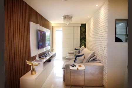 Sala de apartamento à venda com 2 quartos, 57m² em Irajá, Rio de Janeiro