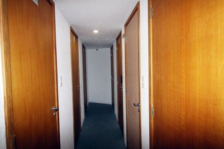 Apartamento à venda com 57m², 2 quartos e 1 vagaBox - Guarda volumas