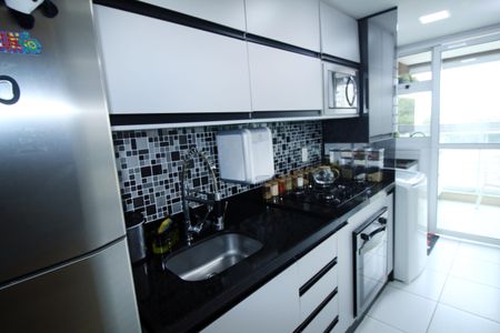 Apartamento à venda com 57m², 2 quartos e 1 vagaCozinha