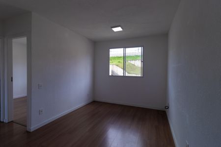 Sala de apartamento para alugar com 2 quartos, 39m² em Jardim Petropolis, Cotia