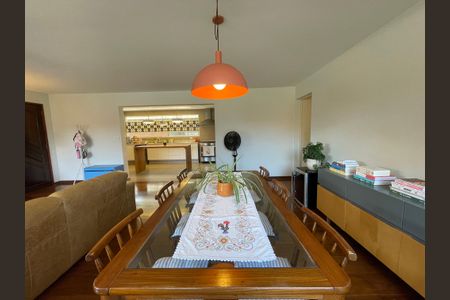 Sala de apartamento à venda com 3 quartos, 115m² em Caxingui, São Paulo