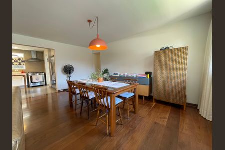 Apartamento à venda com 115m², 3 quartos e 1 vagaSala