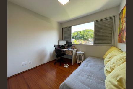 Apartamento à venda com 115m², 3 quartos e 1 vagaQuarto 2