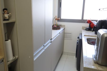 Apartamento à venda com 67m², 2 quartos e 1 vagaÁrea de Serviço