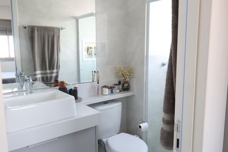 Apartamento à venda com 67m², 2 quartos e 1 vagaBanheiro Suíte