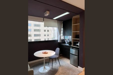 Apartamento à venda com 29m², 1 quarto e 1 vagaFoto 02