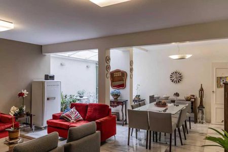 Apartamento à venda com 3 quartos, 150m² em Coracao de Jesus, Belo Horizonte