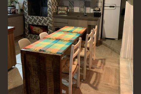 Casa para alugar com 4 quartos, 376m² em Residencial Cinco (Alphaville), Santana de Parnaíba