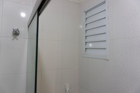 Apartamento para alugar com 44m², 2 quartos e sem vaga Apartamento para alugar com 44m², 2 quartos e sem vagaDetalhe do banheiro