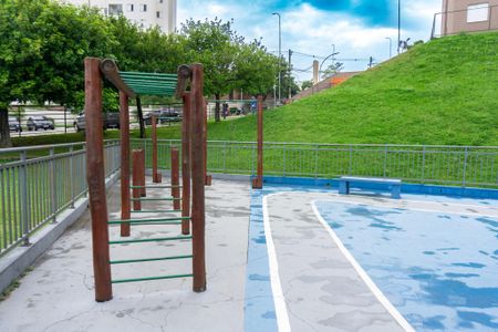 Apartamento para alugar com 44m², 2 quartos e sem vaga Apartamento para alugar com 44m², 2 quartos e sem vagaÁrea comum - Playground