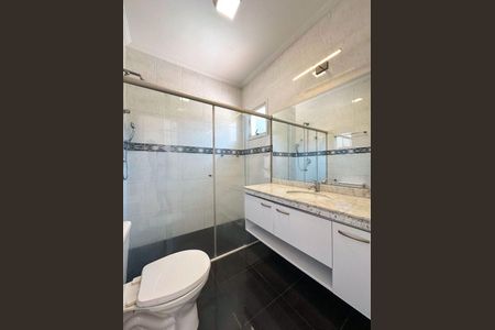 Casa à venda com 3 quartos, 180m² em Residencial Tambore III, Santana de Parnaíba