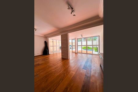 Casa à venda com 3 quartos, 180m² em Residencial Tambore III, Santana de Parnaíba