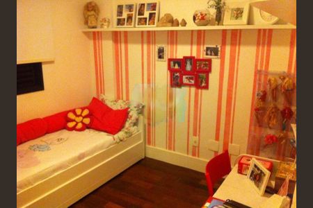 Apartamento à venda com 240m², 3 quartos e 3 vagas