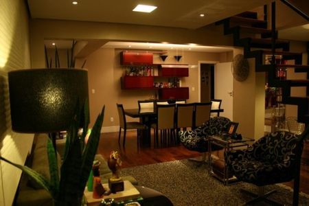 Apartamento à venda com 240m², 3 quartos e 3 vagas