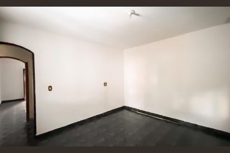 Casa para alugar com 200m², 3 quartos e 2 vagas Casa para alugar com 200m², 3 quartos e 2 vagasQuarto 3