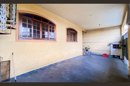 Casa para alugar com 200m², 3 quartos e 2 vagas Casa para alugar com 200m², 3 quartos e 2 vagasGaragem