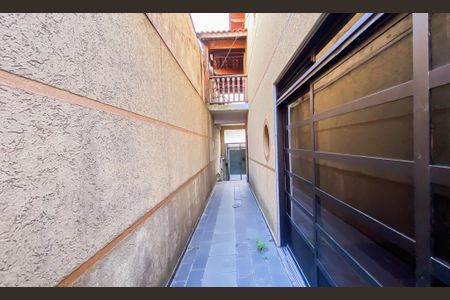 Casa para alugar com 200m², 3 quartos e 2 vagas Casa para alugar com 200m², 3 quartos e 2 vagasQuintal