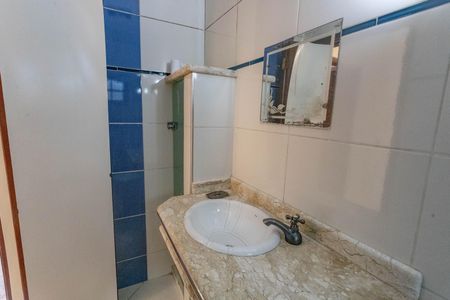Casa para alugar com 200m², 4 quartos e 2 vagasBanheiro social 