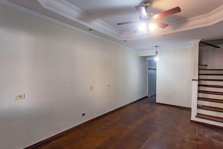 Casa para alugar com 200m², 4 quartos e 2 vagasSala 