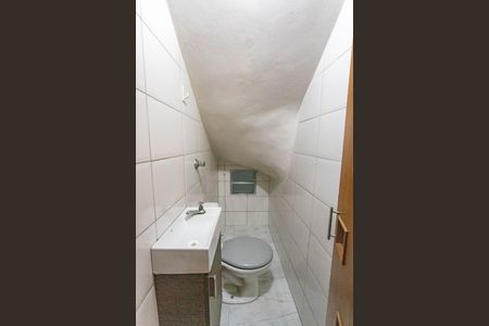 Casa para alugar com 200m², 4 quartos e 2 vagasLavabo 