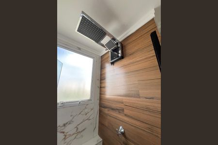 Apartamento para alugar com 46m², 2 quartos e sem vaga Apartamento para alugar com 46m², 2 quartos e sem vagaDetalhe do banheiro