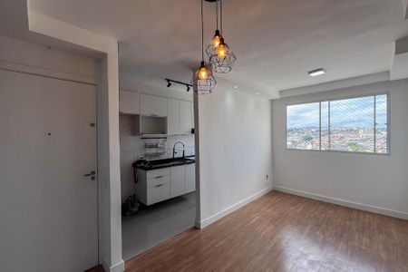 Sala de apartamento para alugar com 2 quartos, 46m² em Vila Cristalia, São Paulo