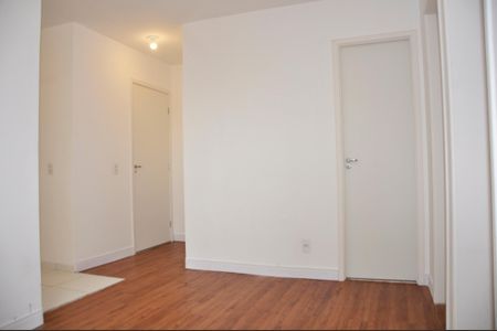 Apartamento para alugar com 38m², 2 quartos e sem vagaDetalhe - Sala