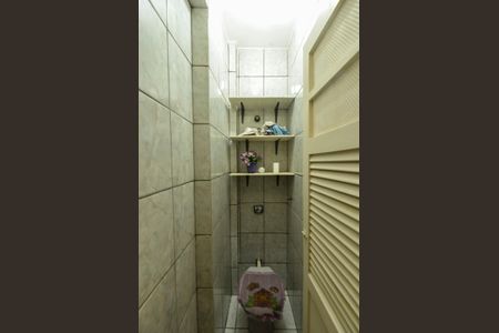 Apartamento à venda com 67m², 2 quartos e 1 vaga Apartamento à venda com 67m², 2 quartos e 1 vagaBanheiro de Serviço