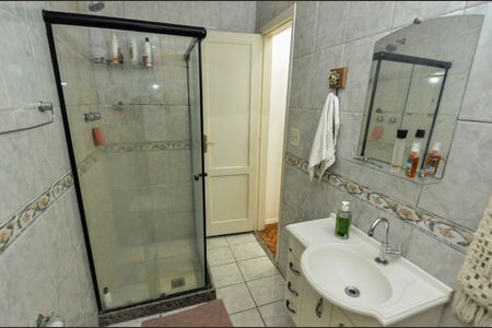 Apartamento à venda com 67m², 2 quartos e 1 vaga Apartamento à venda com 67m², 2 quartos e 1 vagaBanheiro