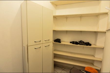 Apartamento à venda com 67m², 2 quartos e 1 vaga Apartamento à venda com 67m², 2 quartos e 1 vagaQuarto de Serviço