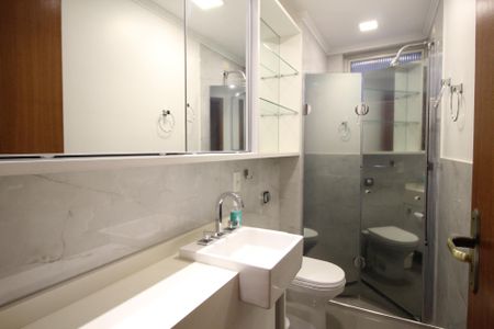 Apartamento à venda com 85m², 2 quartos e 1 vagaBanheiro da Suíte 1