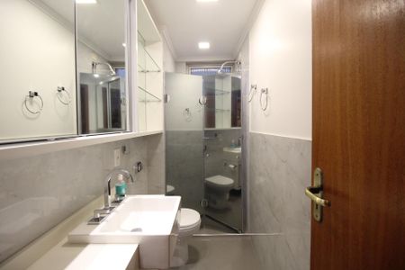 Apartamento à venda com 85m², 2 quartos e 1 vagaBanheiro da Suíte 1