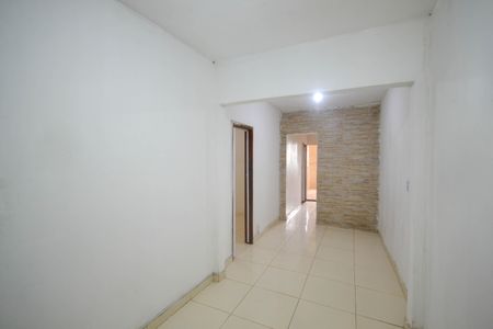 Casa para alugar com 99m², 3 quartos e sem vaga Casa para alugar com 99m², 3 quartos e sem vagaSala