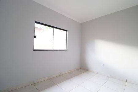 Casa para alugar com 53m², 2 quartos e 2 vagasQuarto 2