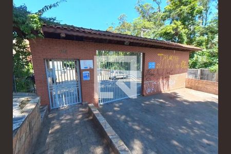 Apartamento à venda com 48m², 2 quartos e 1 vaga Apartamento à venda com 48m², 2 quartos e 1 vagaFachada