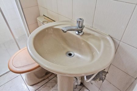 Apartamento à venda com 48m², 2 quartos e 1 vaga Apartamento à venda com 48m², 2 quartos e 1 vagaBanheiro