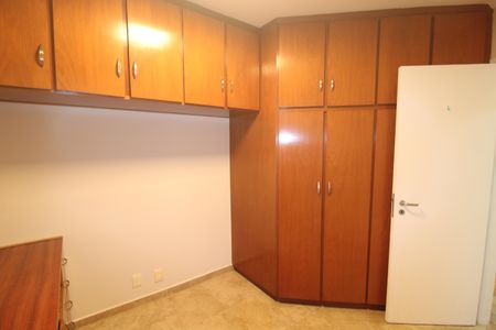 Apartamento à venda com 57m², 2 quartos e 1 vagaQuarto 2