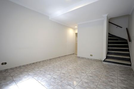 Casa para alugar com 100m², 2 quartos e 1 vaga Casa para alugar com 100m², 2 quartos e 1 vagaSala