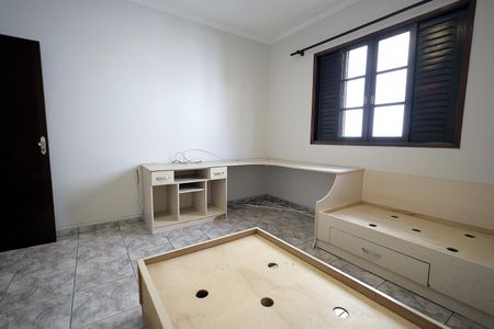 Casa para alugar com 100m², 2 quartos e 1 vaga Casa para alugar com 100m², 2 quartos e 1 vagaQuarto 1