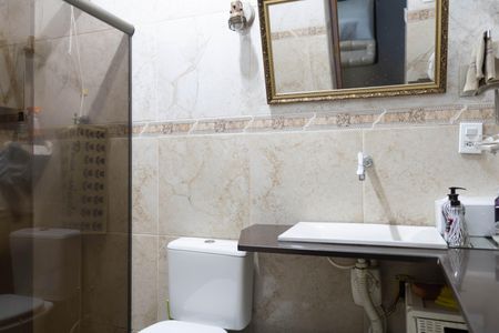 Banheiro da Suíte 1 de casa à venda com 3 quartos, 360m² em Barreiro, Belo Horizonte