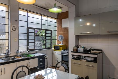 Casa à venda com 360m², 3 quartos e 3 vagasCozinha