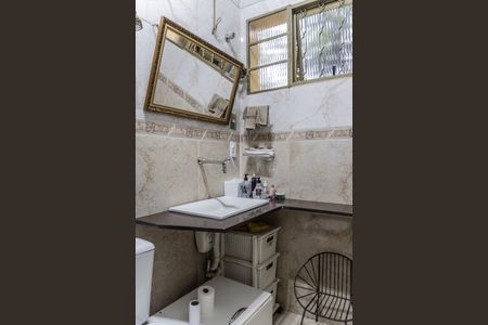 Banheiro da Suíte 1 de casa à venda com 3 quartos, 360m² em Barreiro, Belo Horizonte