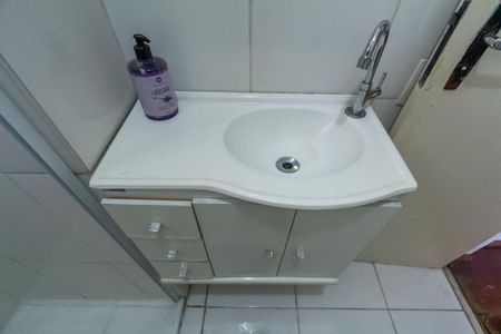 Apartamento à venda com 68m², 2 quartos e 1 vaga Apartamento à venda com 68m², 2 quartos e 1 vagaBanheiro